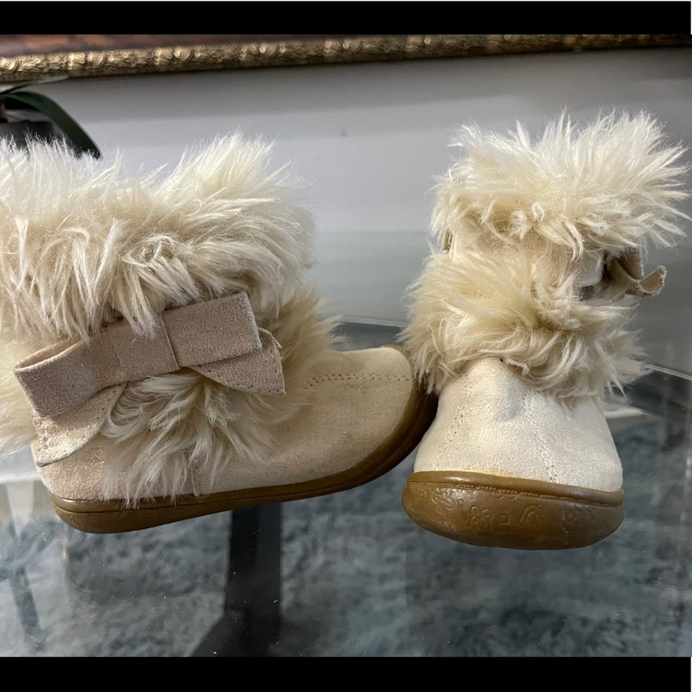 Gymboree baby girl boots